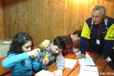 Tabăra ortodoxă de creaţie “Credinţă şi artă pentru toţi”- în plină desfăşurare la Sarmisegetuza