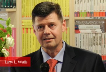 Istoria României comuniste, văzută prin ochii unui american: dr. Larry L. Watts lansează două cărţi la Reşiţa
