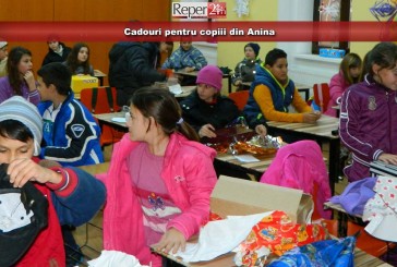 Cadouri pentru copiii din Anina