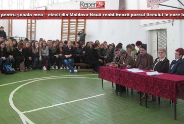 Verde pentru școala mea – elevii din Moldova Nouă reabilitează singuri parcul liceului în care învață!