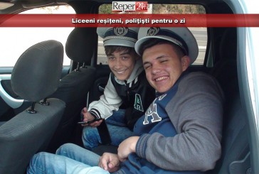 Liceeni reșițeni, poliţişti pentru o zi