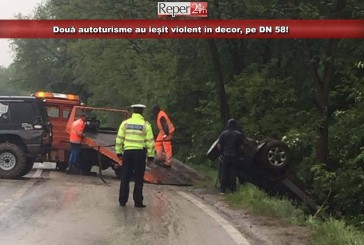 Două autoturisme au ieșit violent în decor, pe DN 58!