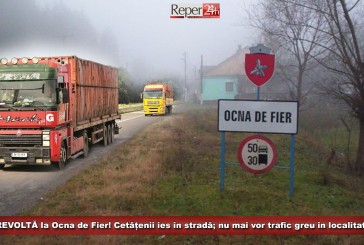 REVOLTĂ la Ocna de Fier! Cetățenii ies exasperați în stradă; nu mai vor trafic greu în localitate!