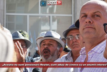 Popa, între protestatari: „Aceștia nu sunt pensionarii Reșiței, sunt aduși de cineva cu un anumit interes”