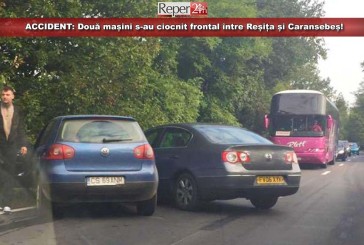 ACCIDENT: Două mașini s-au ciocnit frontal între Reșița și Caransebeș!