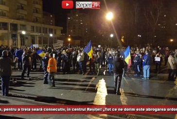 Proteste, pentru a treia seară consecutiv, în centrul Reșiței! „Tot ce ne dorim este abrogarea ordonanței”!