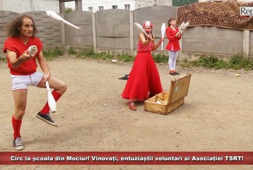 Circ la școala din Mociur! Vinovați, entuziaștii voluntari ai Asociației TSRT!