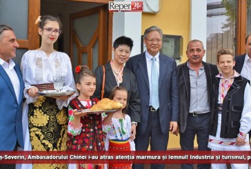 În Caraș-Severin, Ambasadorului Chinei i-au atras atenția marmura și lemnul! Industria și turismul, pe urmă…