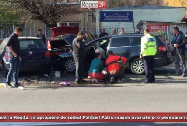 Accident la Reșița, în apropiere de sediul Poliției! Patru mașini avariate și o persoană rănită!