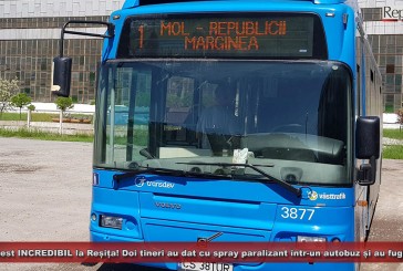 Gest INCREDIBIL la Reșița! Doi tineri au dat cu spray paralizant într-un autobuz și au fugit!