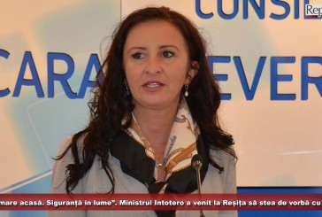 „Informare acasă. Siguranță în lume”. Ministrul Intotero a venit la Reșița să stea de vorbă cu elevii! Tinerii, interesați și nu prea!