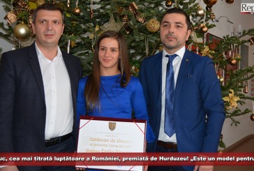 Alina Vuc, cea mai titrată luptătoare a României, premiată de Silviu Hurduzeu! „Este un model pentru tinerii din Caraș-Severin”!