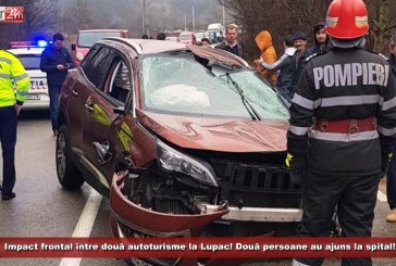 Impact frontal între două autoturisme la Lupac! Două persoane au ajuns la spital!