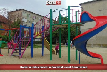 Copiii au adus pacea în Consiliul Local Caransebeş